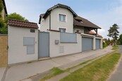PRODEJ Stylové vily s promyšleným dispozičním řešením s fungujícím Nebytový prostor v přízemí, cena 38500000 CZK / objekt, nabízí