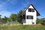 Zděná chata 40 m2 na vlastním pozemku 213m2, Praha - Benice , cena 2200000 CZK / objekt, nabízí 