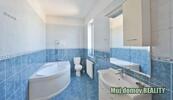 Pronájem reprezentativní Office Villa 801 m² s bazénem a parkováním, Praha 5 Smíchov., cena 180000 CZK / objekt / měsíc, nabízí Můj domov REALITY s.r.o.