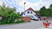 Pronájem dvoupodlažního domu cca 350 m2 u stanice metra Zličín, cena 78000 CZK / objekt / měsíc, nabízí TRIO Reality, s.r.o.