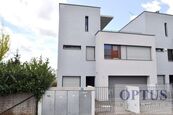 P5 Jinonice, ul. U panské zahrady, luxusní moderní RD 6 + k.k., 259 m2, 90.000 Kč/měsíc, cena 90000 CZK / objekt / měsíc, nabízí OPTUS Reality s.r.o.