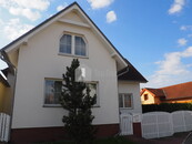 Prodej rodinného domu 8+kk/514 m2,/pozemek 918 m2,/Praha 4-Šeberov, ul. V ladech, cena 29900000 CZK / objekt, nabízí Top One reality, s.r.o.