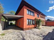 RD 1+1, 2+kk, 3+1/ lodžie, garáž, sklad, dílna vč. terasy, 2x pergola, altán, vše na pozemku 781 m2., cena 24990000 CZK / objekt, nabízí Tomáš Lenner