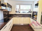 Prodej rodinného domu 184 m, pozemek 283 m Lutínská, Praha - Újezd nad Lesy, cena 19900000 CZK / objekt, nabízí Svět Bydlení s.r.o.