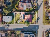 Rodinný dům 3+1 k rekonstrukci s pozemkem 670m2, Praha - Újezd nad Lesy, cena 12490000 CZK / objekt, nabízí 