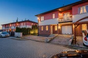 Rodinný dům 4+1 (153 m2) - Praha 10, Hájek u Uhříněvsi, cena 15990000 CZK / objekt, nabízí 