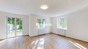 Vila se 2 byty 6+1/G,T, 426 m2, Praha - Lipence, cena 27754000 CZK / objekt, nabízí 