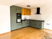 Pronájem, Rodinný dům, Praha 9, cena 59500 CZK / objekt / měsíc, nabízí REALITY PRORADOST
