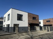 Novostavba RD, 4+1, Praha 9, cena 80000 CZK / objekt / měsíc, nabízí RK Group realitní kancelář