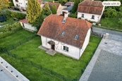 Prodej rodinného domu 120 m2, na pozemku 367 m2, Praha 9 - Újezd nad Lesy, cena 9290000 CZK / objekt, nabízí 