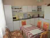 Pronájem RD 3+1/80 m2, Kněžická, Praha 9 Dolní Počernice, cena cena v RK, nabízí FAJN REALITY