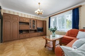Atraktivní rodinný dům v oblíbené lokalitě Prahy 5 - Zbraslav, cena 16990000 CZK / objekt, nabízí 